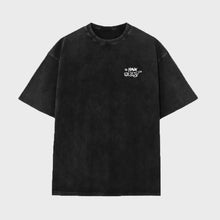 Charger l'image dans la galerie, Tee-shirt oversize The Hawk & The Beast. 1