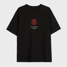 Charger l'image dans la galerie, T-shirt oversize noir premium épais en coton bio avec impression don't forget 3 oct 11